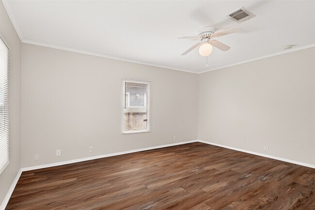 Building Photo - 11918 Greensbrook Forest Dr