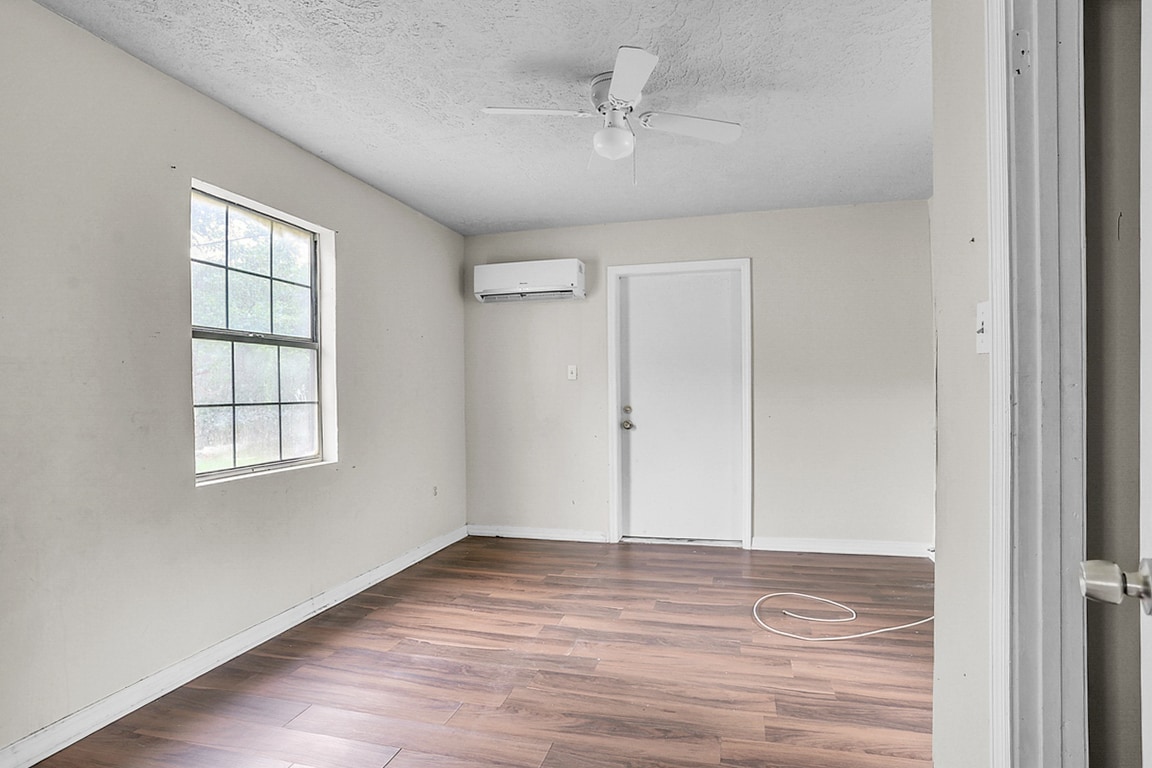 Building Photo - 1013 Carroll St