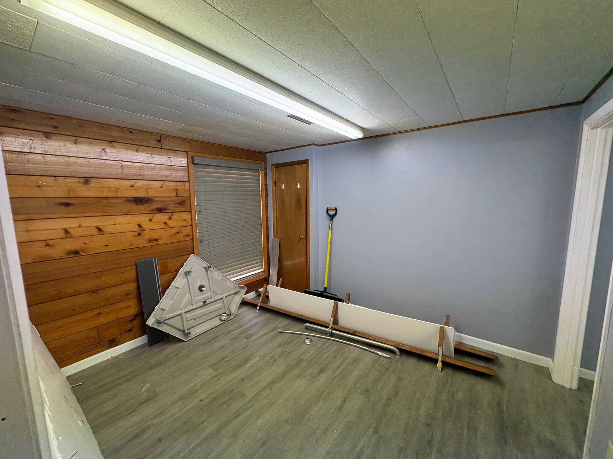 Building Photo - 661 Reynoldswood Rd