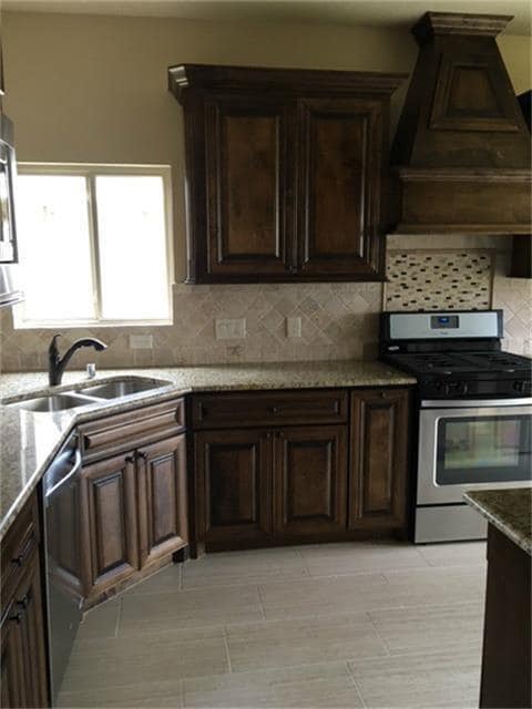 Building Photo - 12403 Fern Meadow Dr