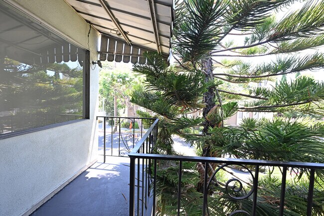 Building Photo - 11063 Ohio Ave