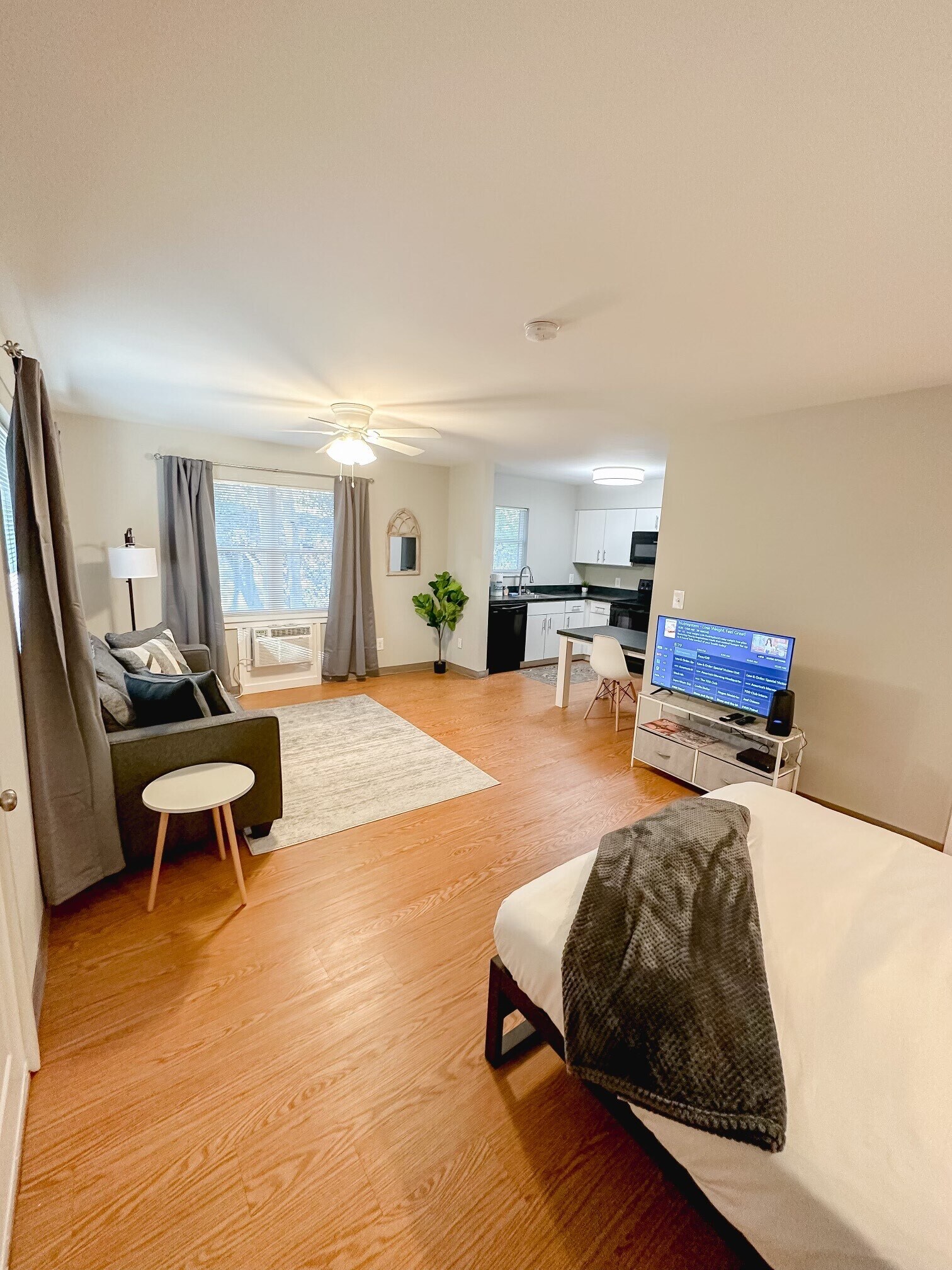 Building Photo - 1507 Little John Cir