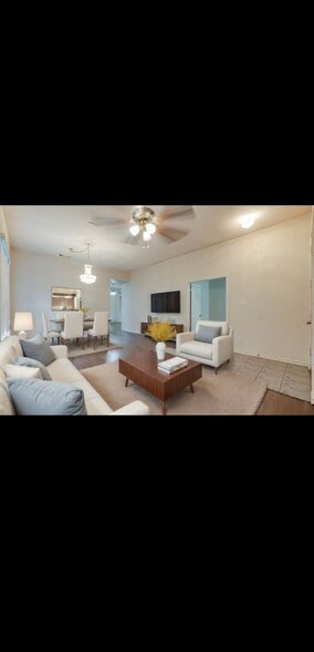 Building Photo - 3035 Fall Crest Dr