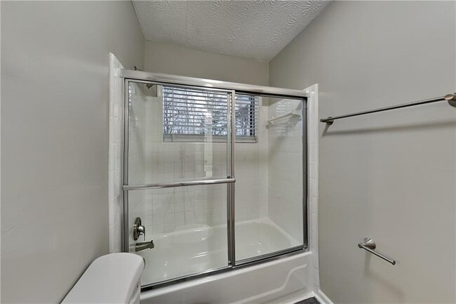 Building Photo - 4440 Coventry Ct