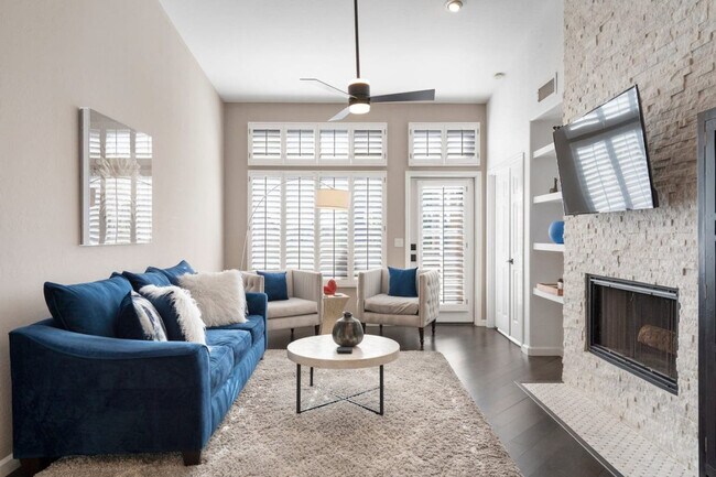 Building Photo - 7950 E Starlight Way