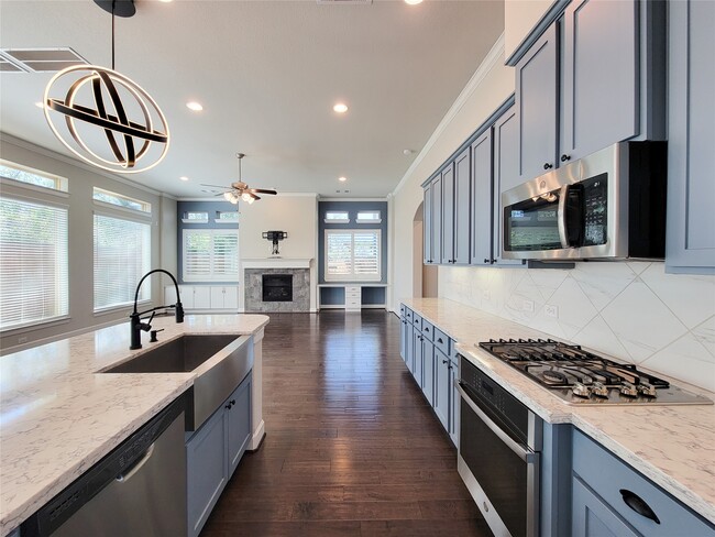 Building Photo - 935 W Lacey Garden Loop