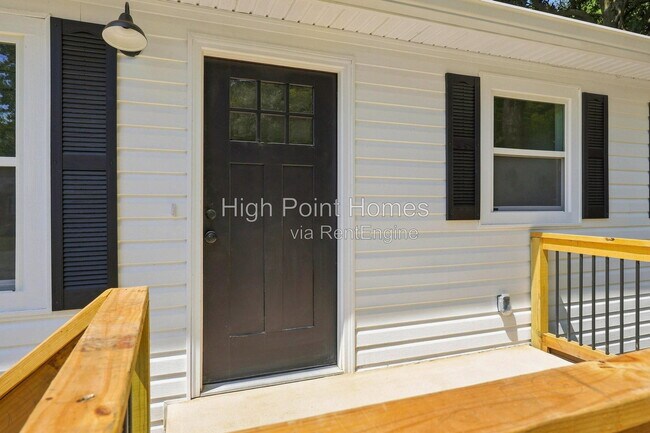 Building Photo - 5225 Fagan St
