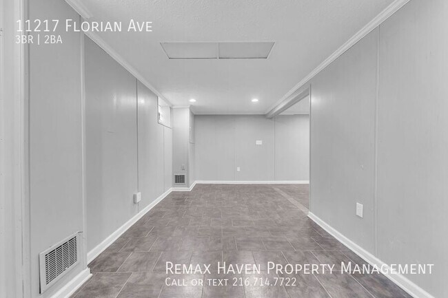 Building Photo - 11217 Florian Ave