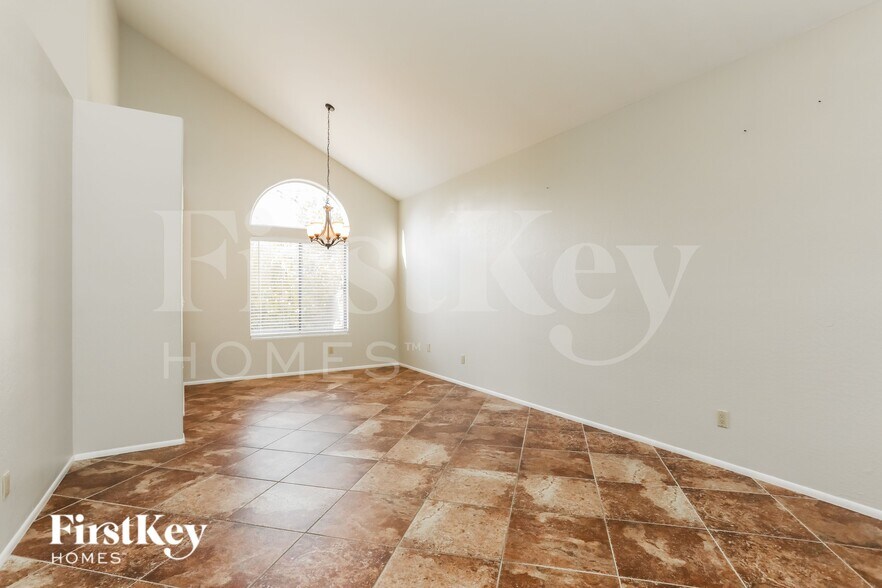 Building Photo - 9457 E Star Water Dr