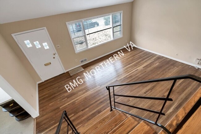 Building Photo - 5722 4th St S