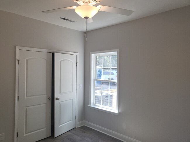 Building Photo - Nice 3 bedroom/2 bath home in Longs