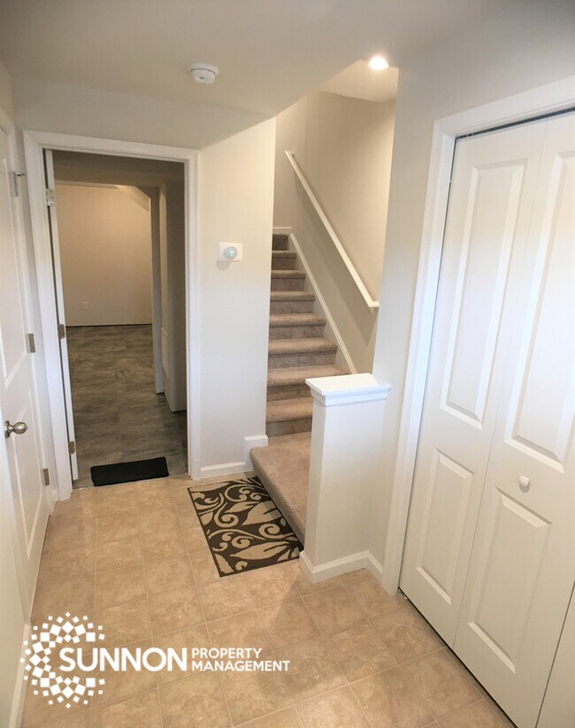 Building Photo - New Construction 3 BR & 1 Car Garage