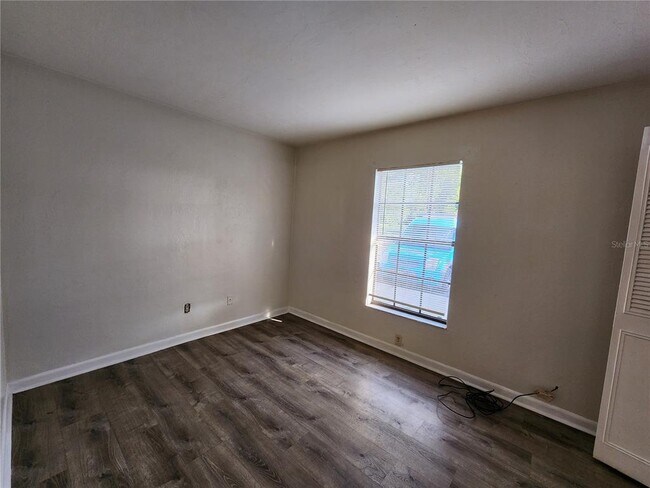 Building Photo - 2529 NW 62 Pl
