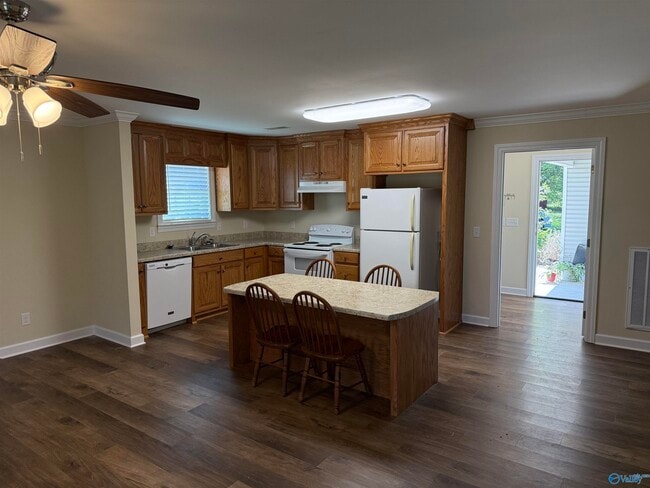 Building Photo - 30222 Fort Hampton St