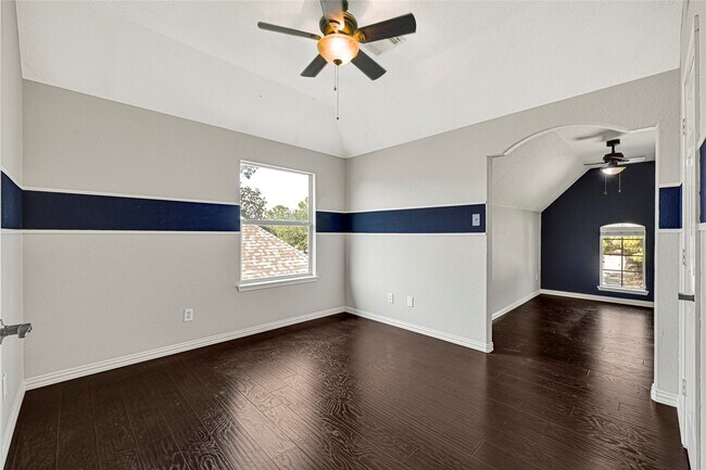 Building Photo - 14450 Eastern Redbud Ln