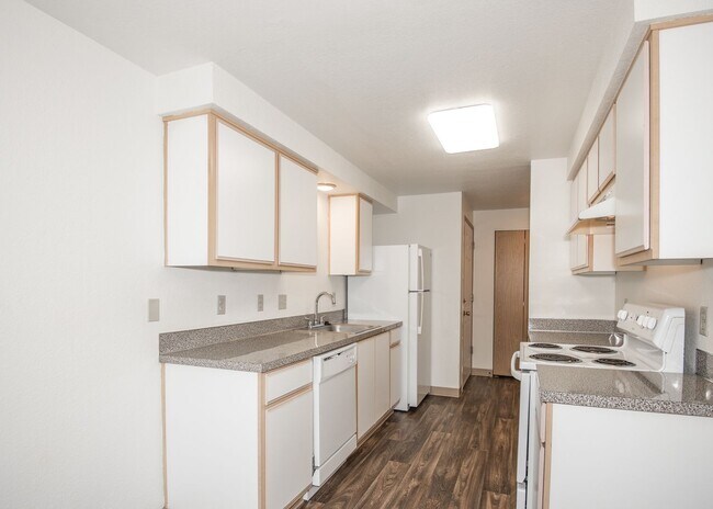 Interior Photo - River Crest