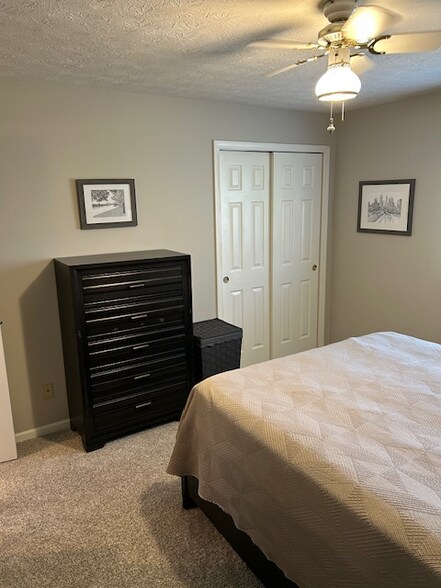 Building Photo - 22 Keran Manor Ct