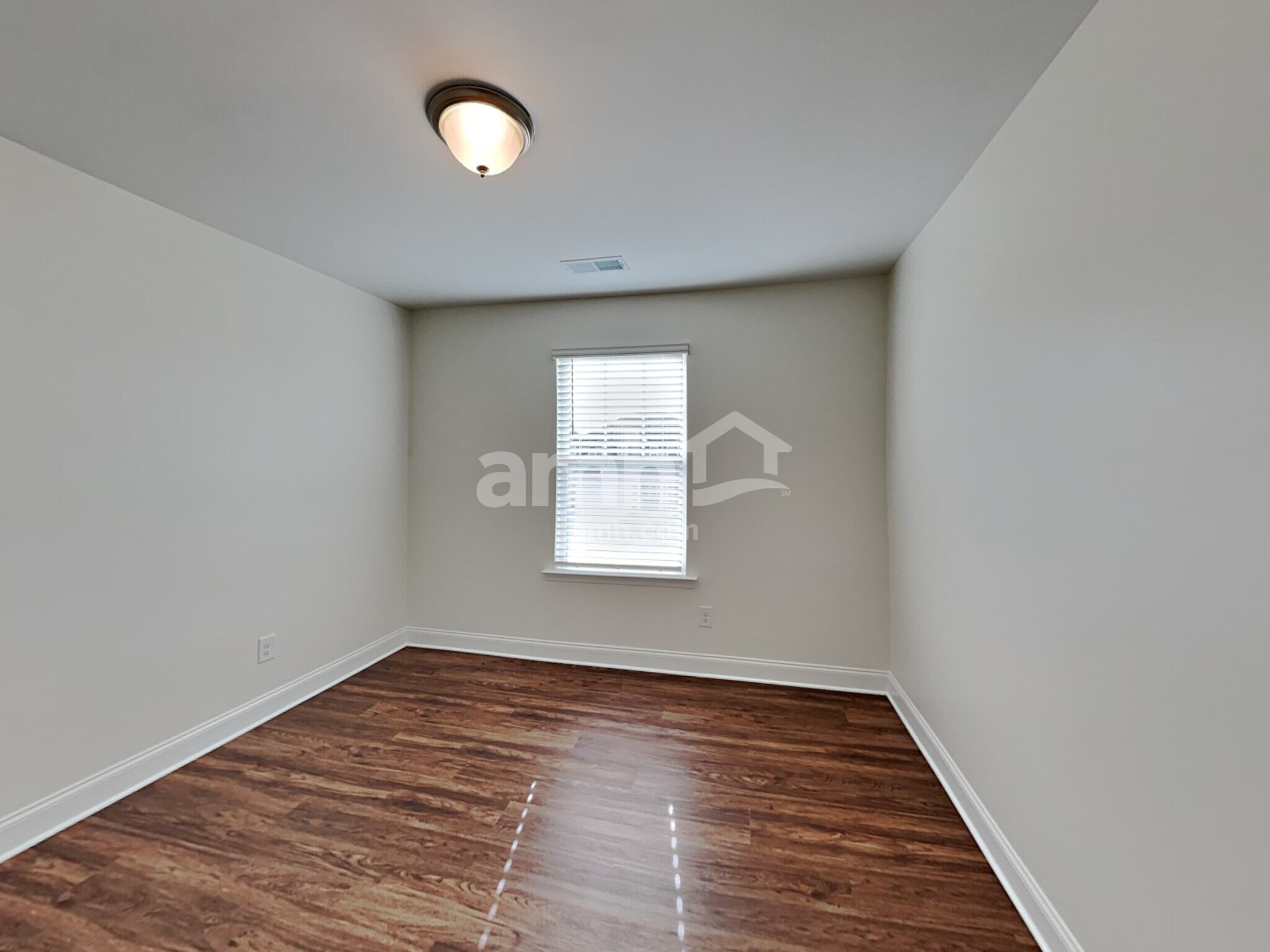 Building Photo - 110 Keyser Dr