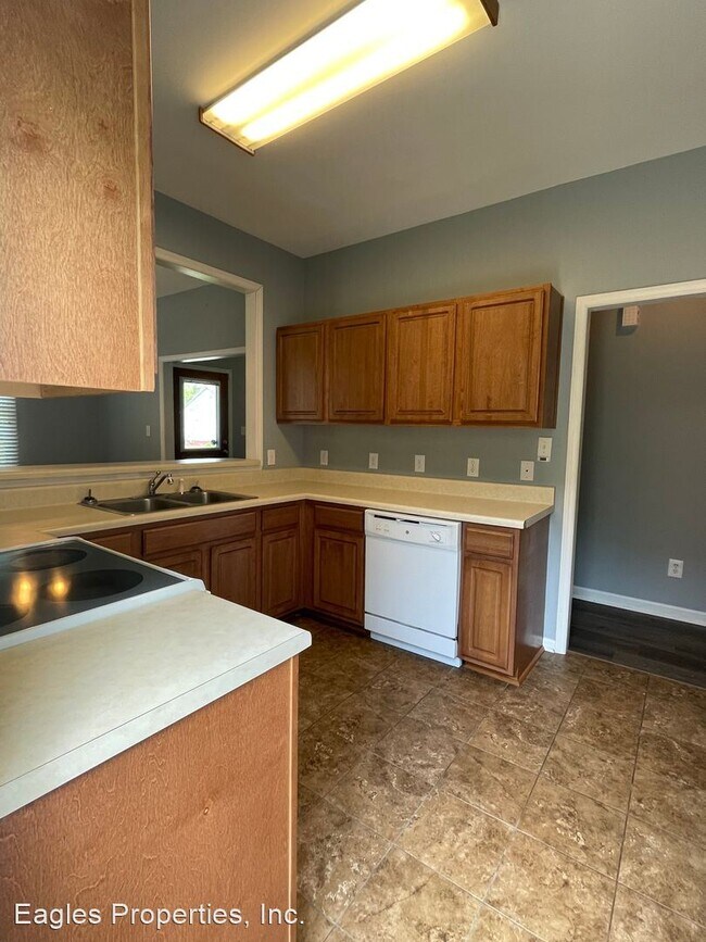 Building Photo - 3 br, 2 bath House - 406 South John Street