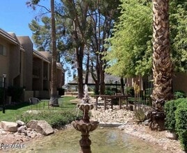 Building Photo - 7436 E Chaparral Rd