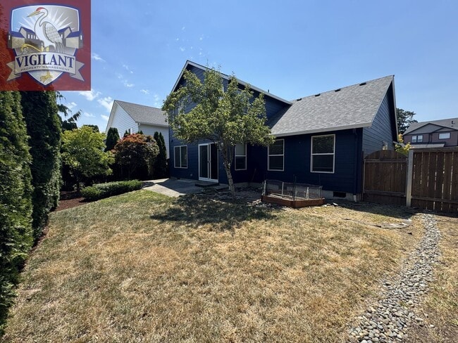 Building Photo - 1614 N Falcon Dr