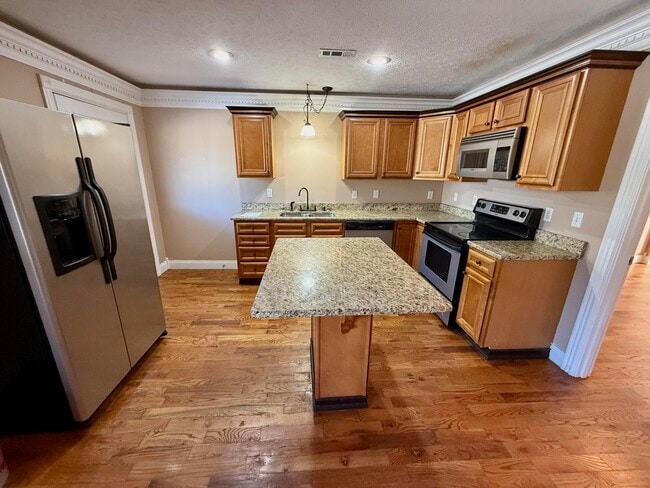 Building Photo - 51 Lee's Ford Dock Rd