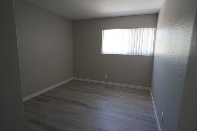 Building Photo - 8101 Larson Ave