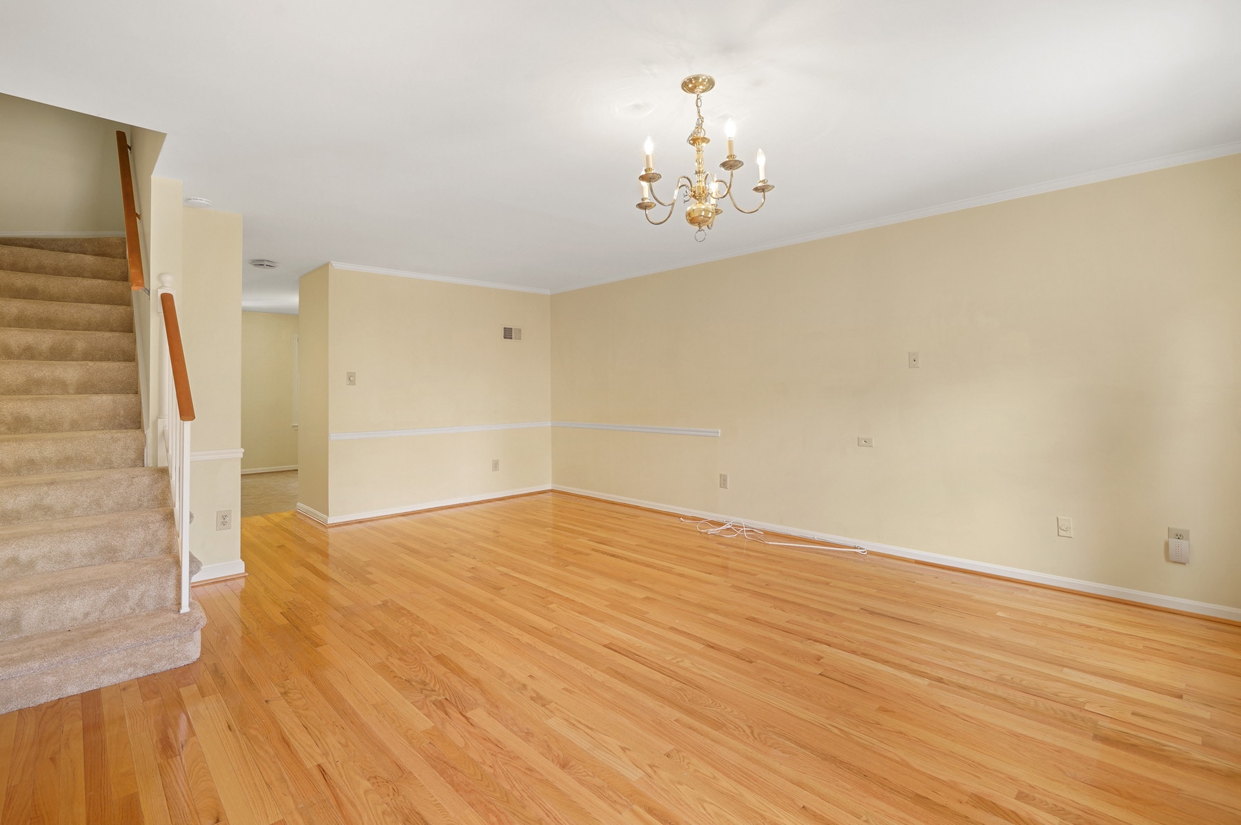 Ceiling fixture included - 1140 N Taylor St