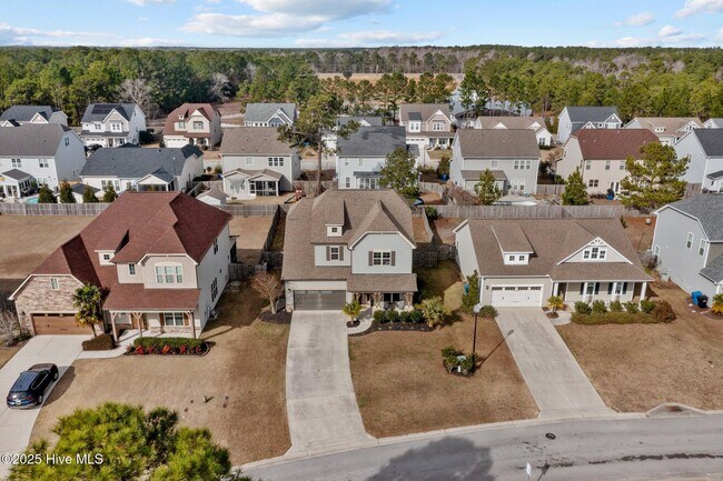 Building Photo - 205 Willow Ridge Dr