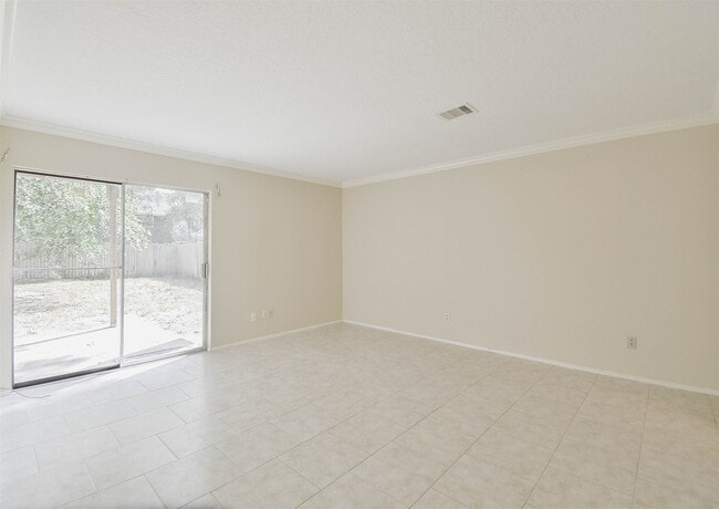 Building Photo - 2915 Valley Rose Dr