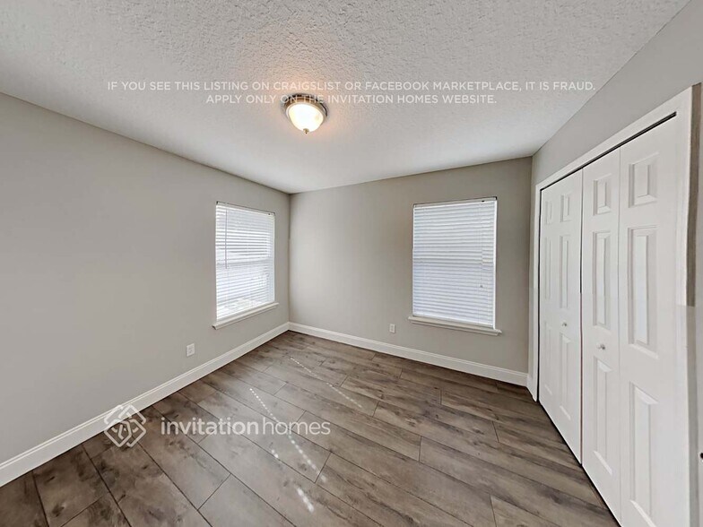 Building Photo - 3801 Pebble Brooke Circle South