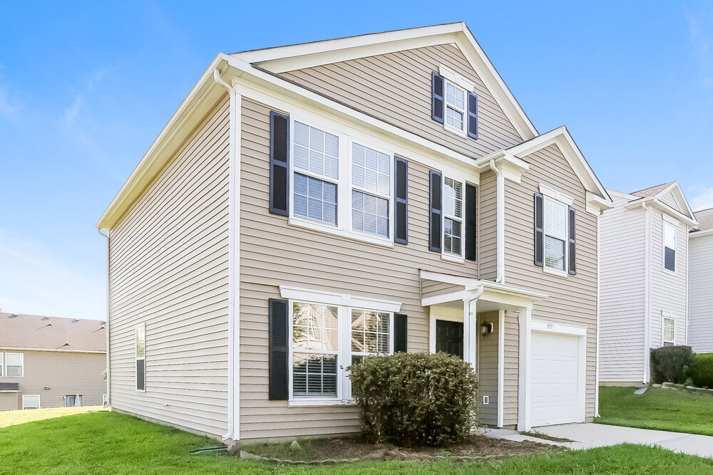 Building Photo - 803 Chastain Ave