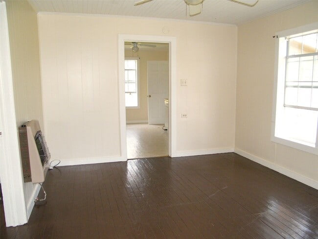 Building Photo - 13679 Wigginsville Rd