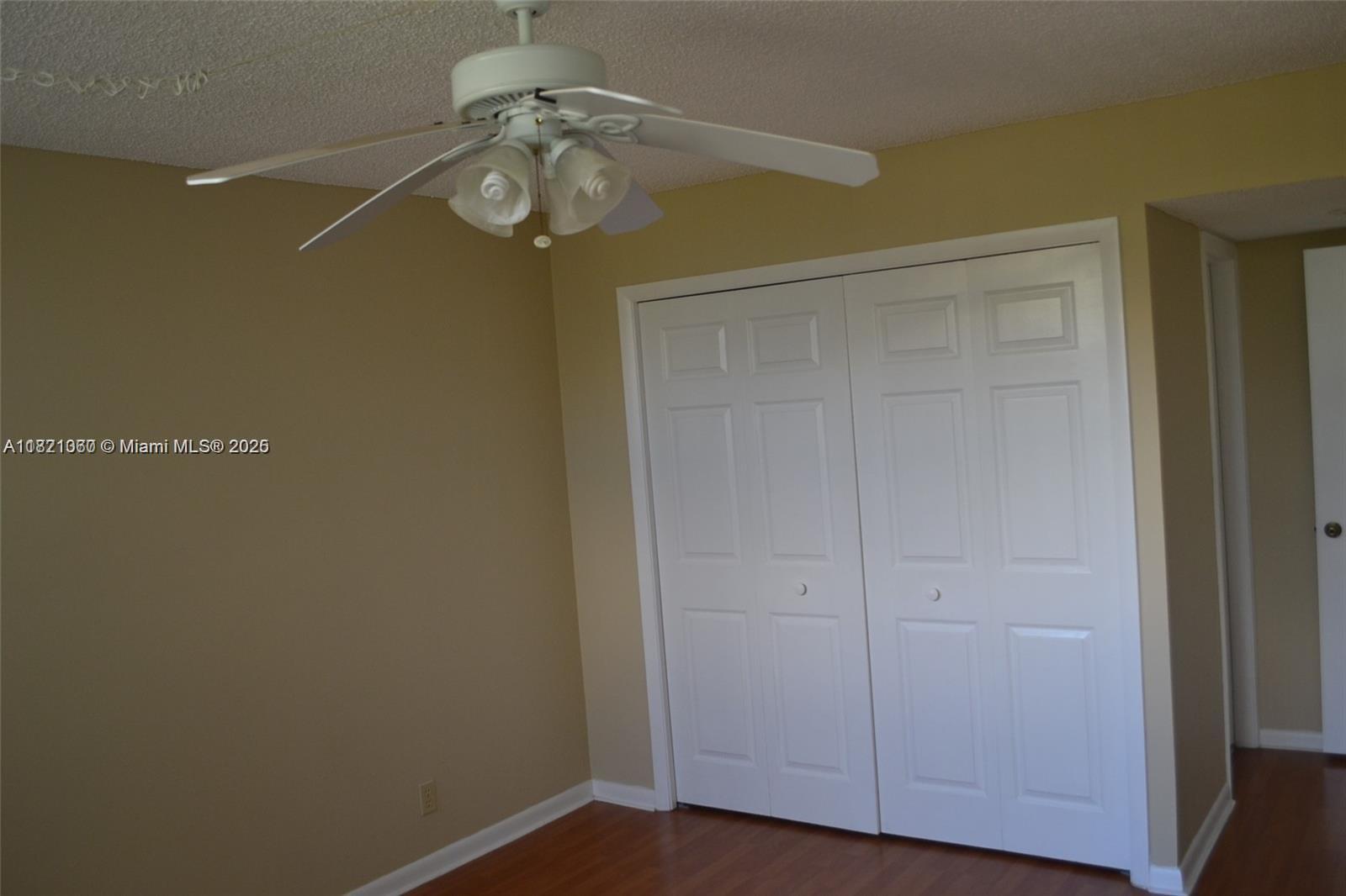 Building Photo - 491 Racquet Club Rd