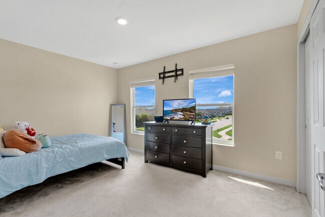 Building Photo - 4894 Knoll Ln