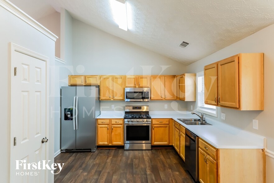 Building Photo - 1175 Grace Dr