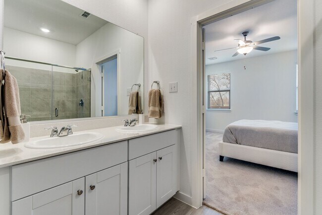 Building Photo - 3609 Grace Ln