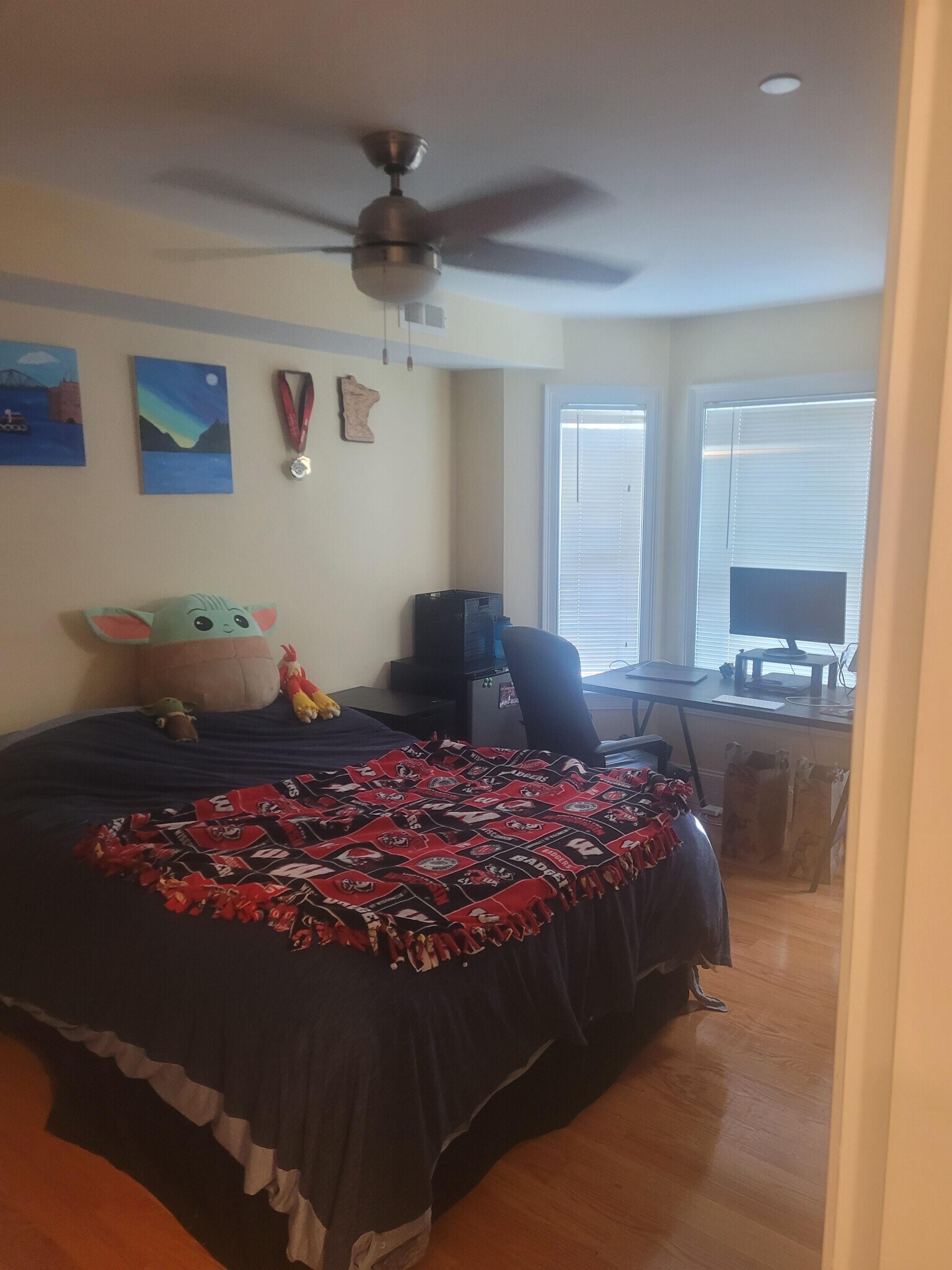 Building Photo - 116 Holland St