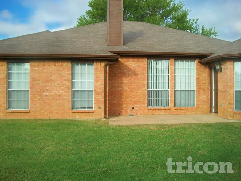 Building Photo - 4438 Harpers Ferry Dr