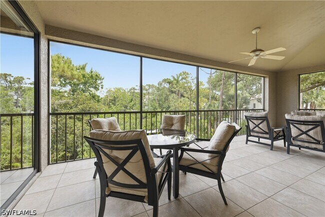 Building Photo - 27038 Oakwood Lake Dr