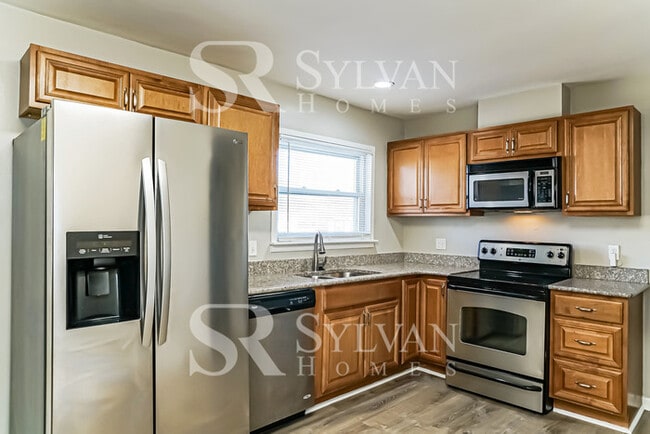 Building Photo - Living where You Love is Good for your Heart!