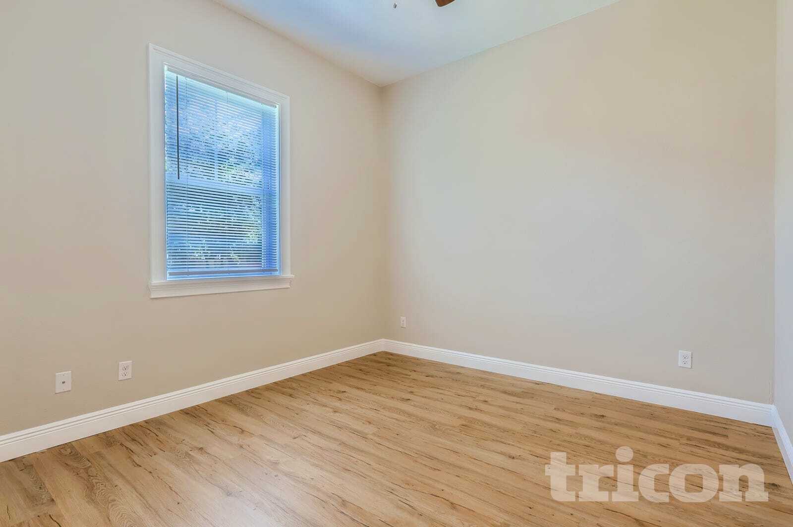 Building Photo - 7703 N Huntley Ave