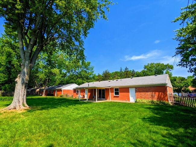 Building Photo - 1118 Lincoln Park Blvd