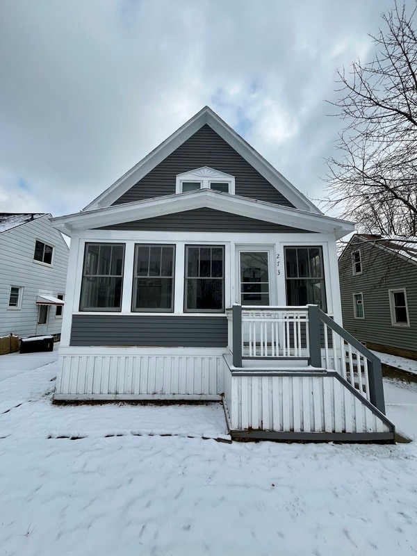 Building Photo - 273 2nd St