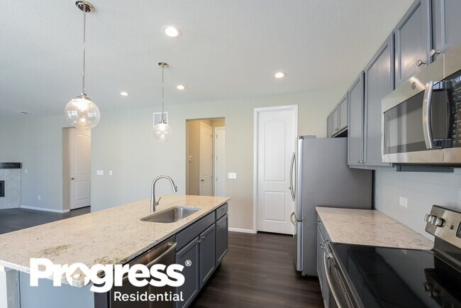 Building Photo - 3565 Makley Cir