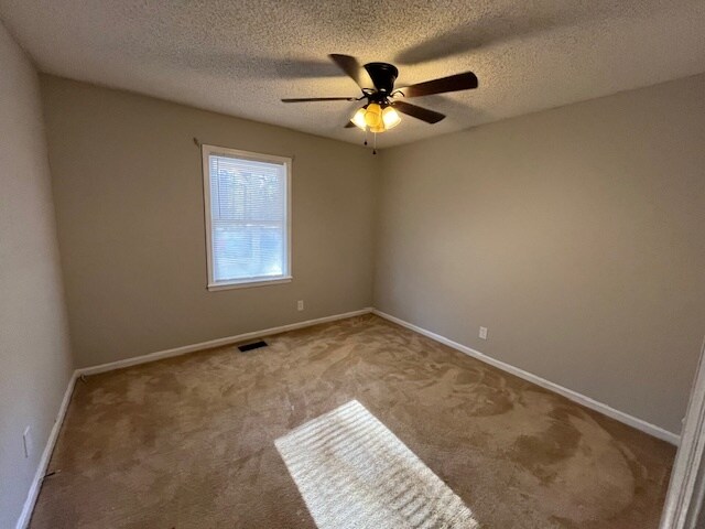 Building Photo - 510 Table Mountain Dr