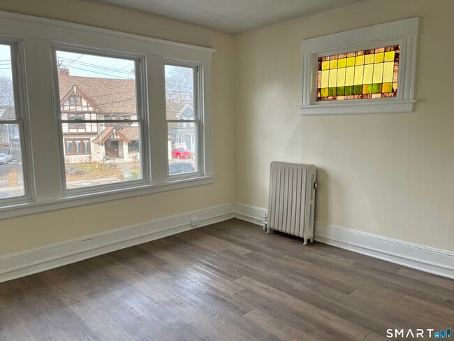 Building Photo - 2449 North Ave