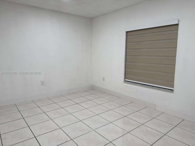 Building Photo - 19415 NW 33rd Ct