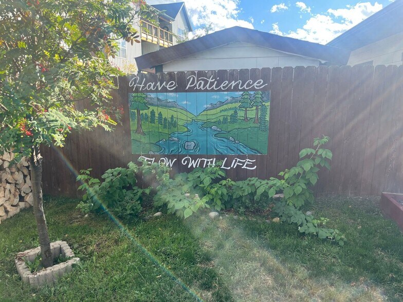 Building Photo - 1766 Buckrake Ave