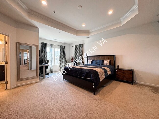 Building Photo - 3190 Yeager Dr